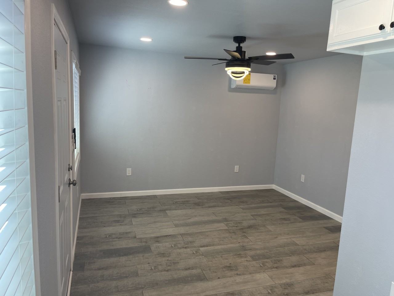 2529 Crommelin Ave #NA - Photo 2 of 19