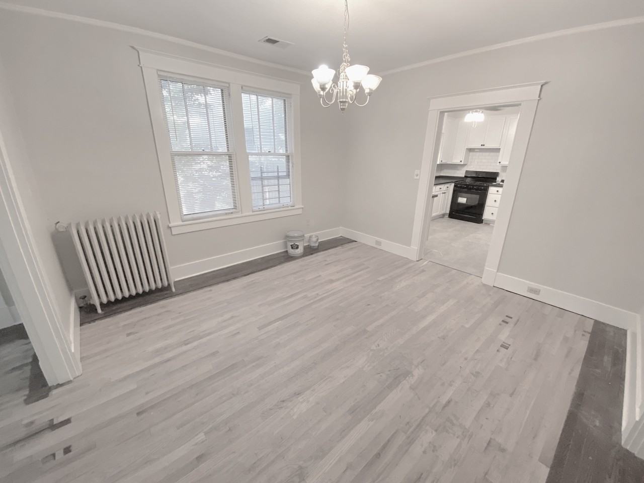 1263 Agnes Pl #NA - Photo 3 of 30