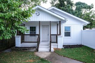 410 1/2 Green Ave - Photo 1 of 1