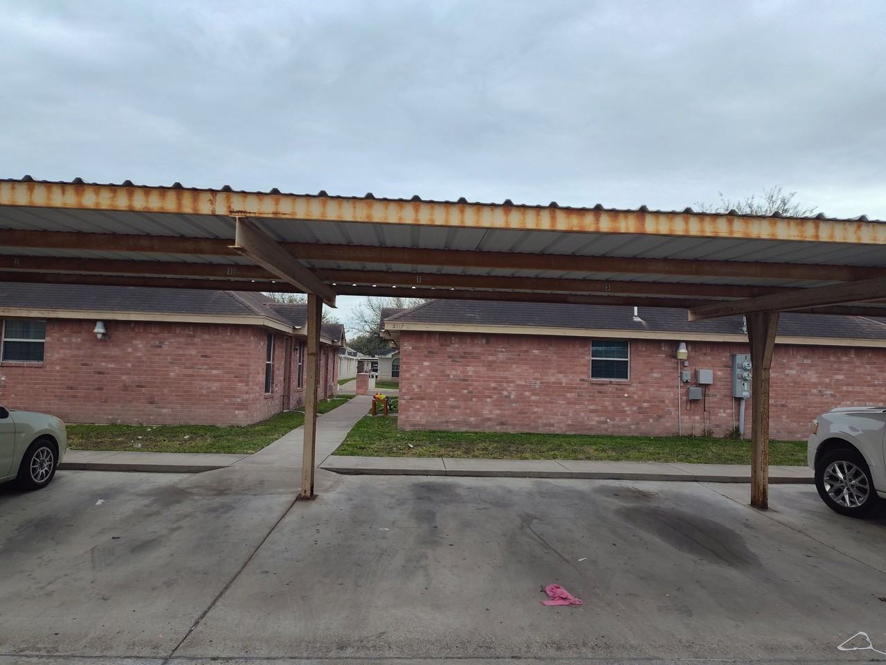 2117 Aruba Dr #3 - Photo 4 of 13