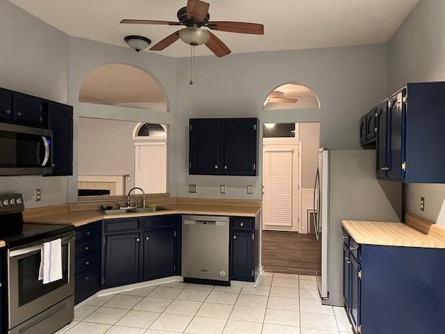 2084 Presidio Dr #NA - Photo 2 of 16