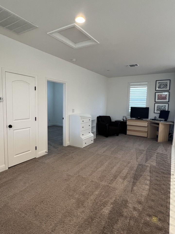 136 Clematis St #NA - Photo 7 of 19