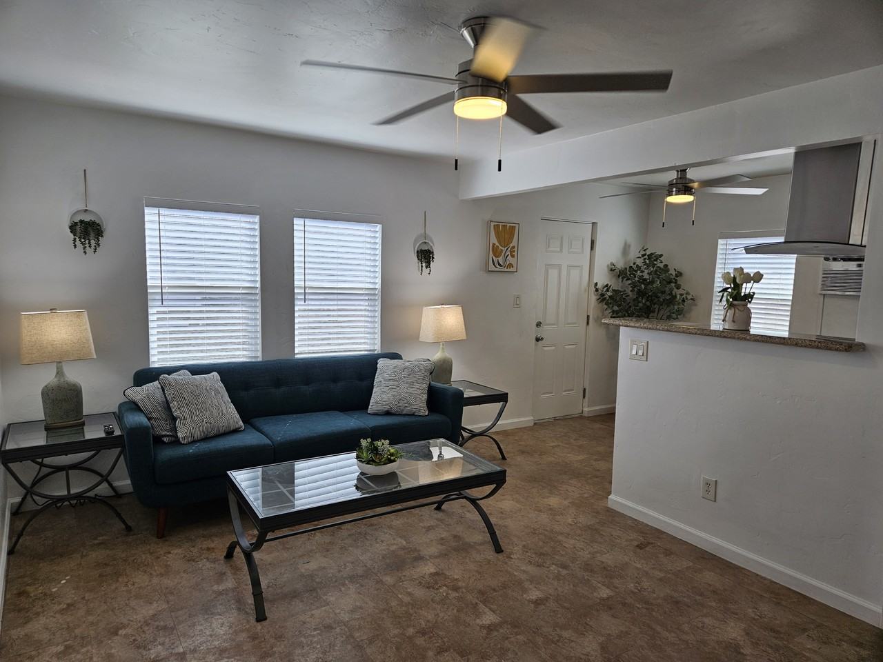 2741 G St - Photo 2 of 12