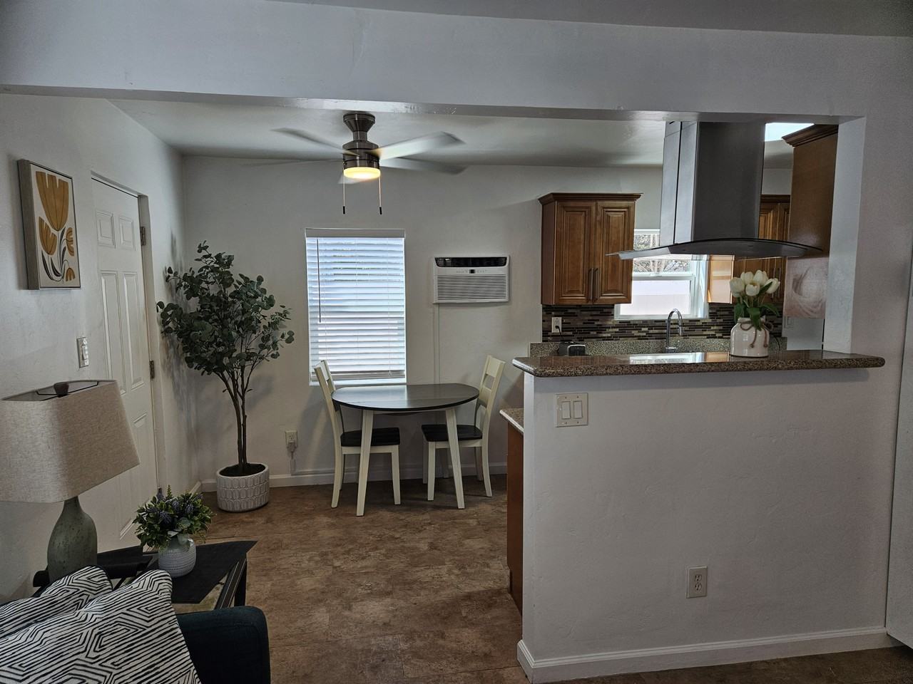 2741 G St - Photo 3 of 12