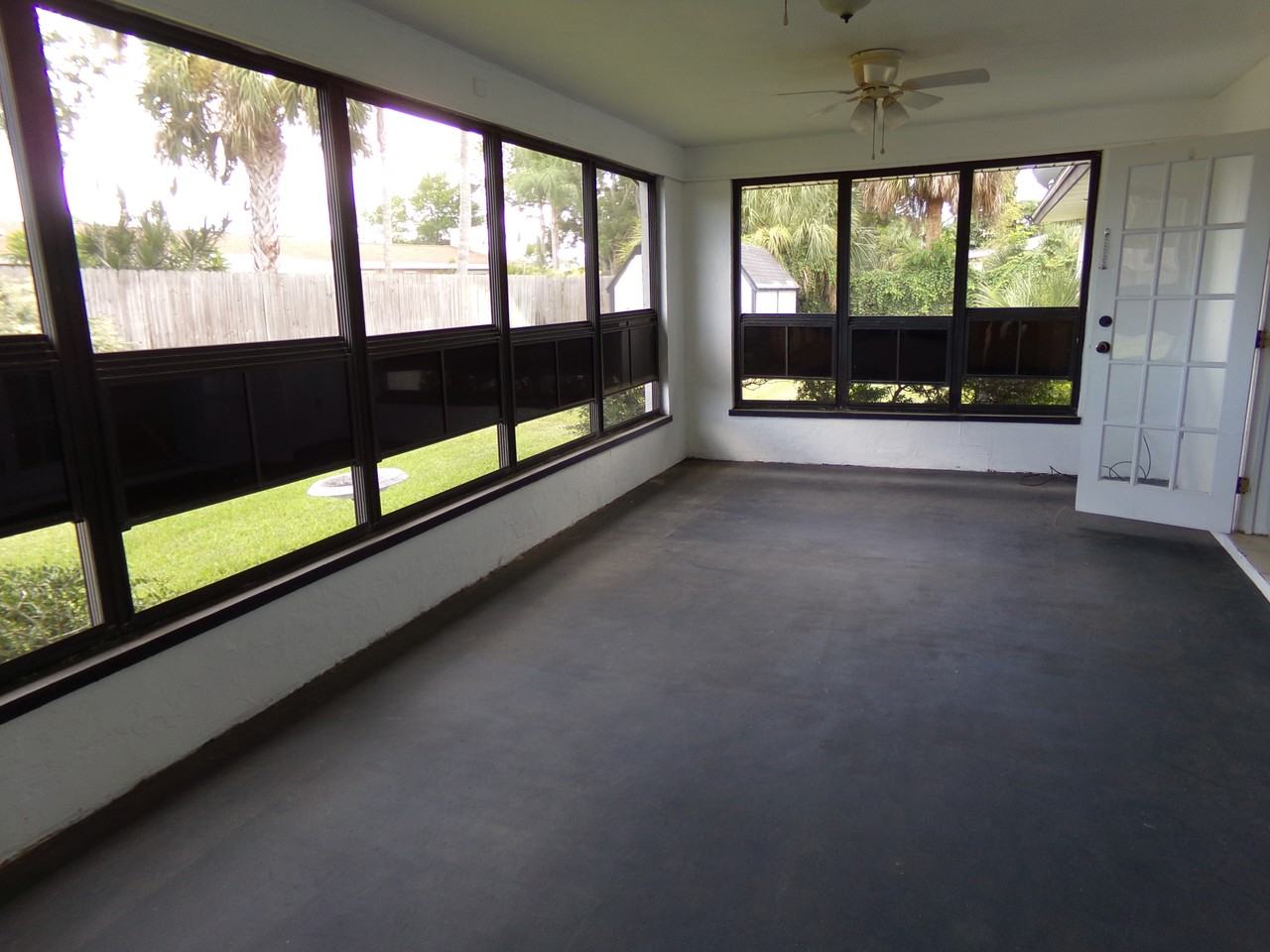 1131 Glenham Dr Ne #NA - Photo 3 of 12