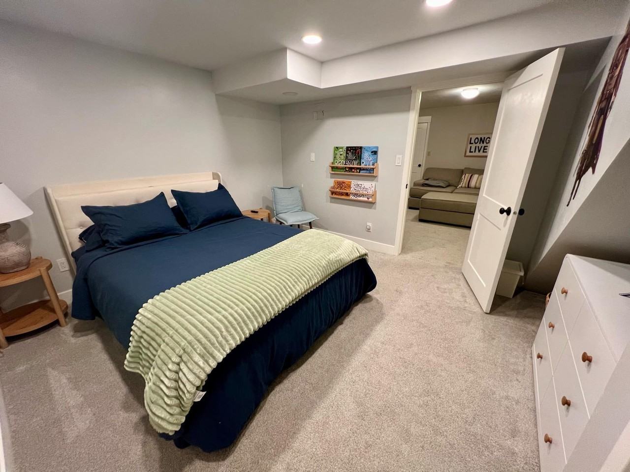 6120 W Valley View Dr #NA - Photo 2 of 15