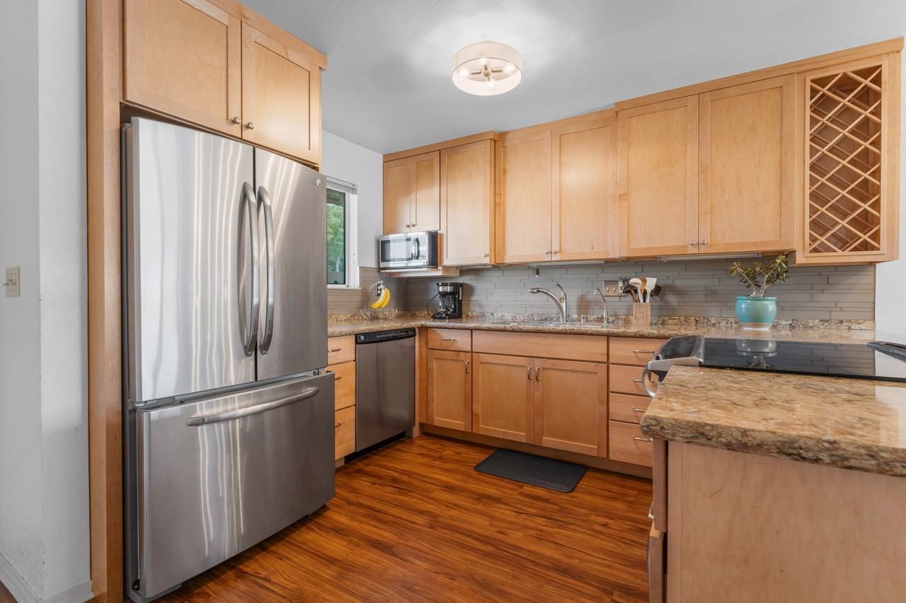 308 River St #C12 - Photo 2 of 25