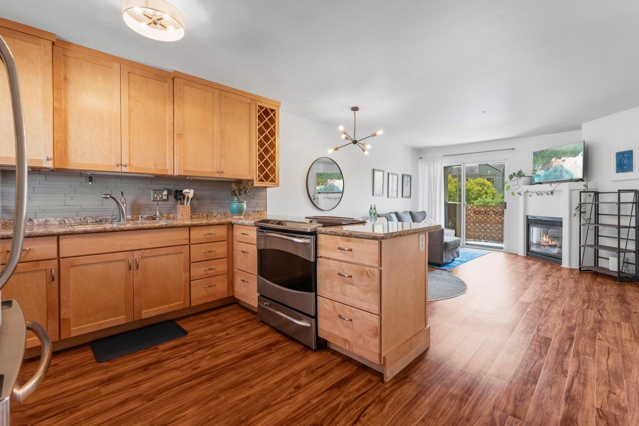 308 River St #C12 - Photo 4 of 25