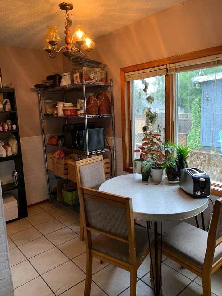 1081 24th Ave Se - Photo 5 of 10
