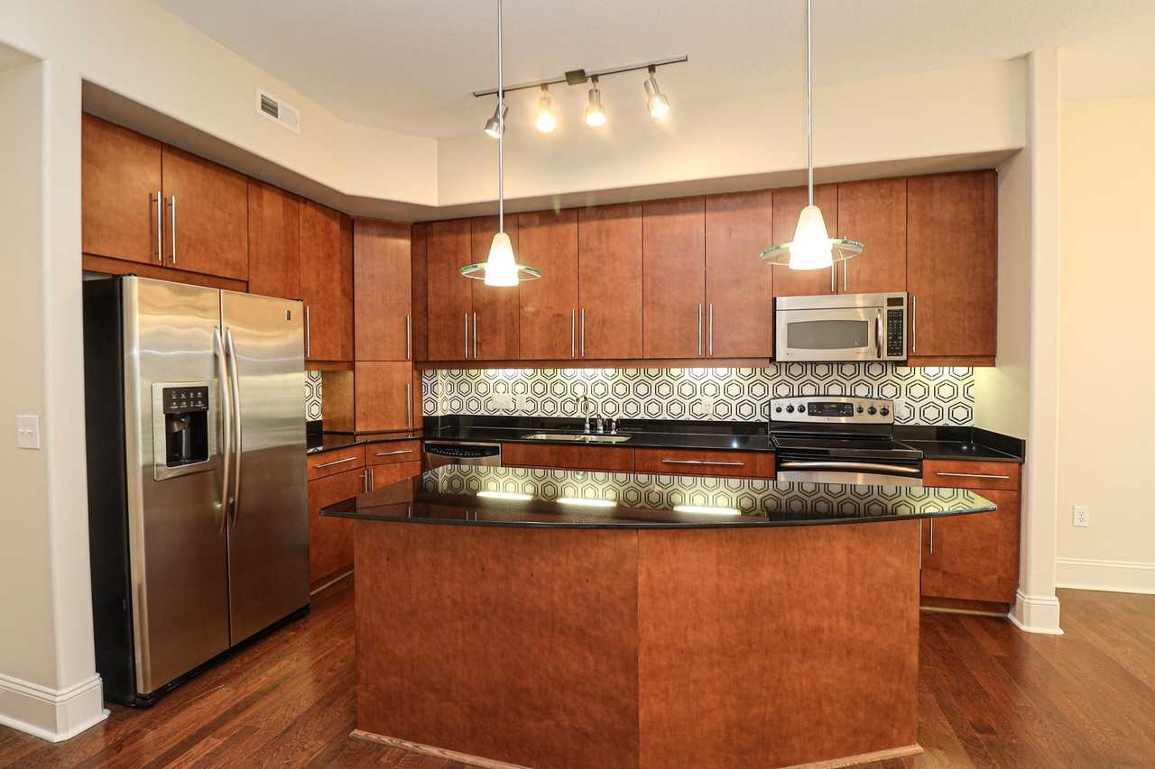 4625 Piedmont Row Dr #402 - Photo 3 of 36