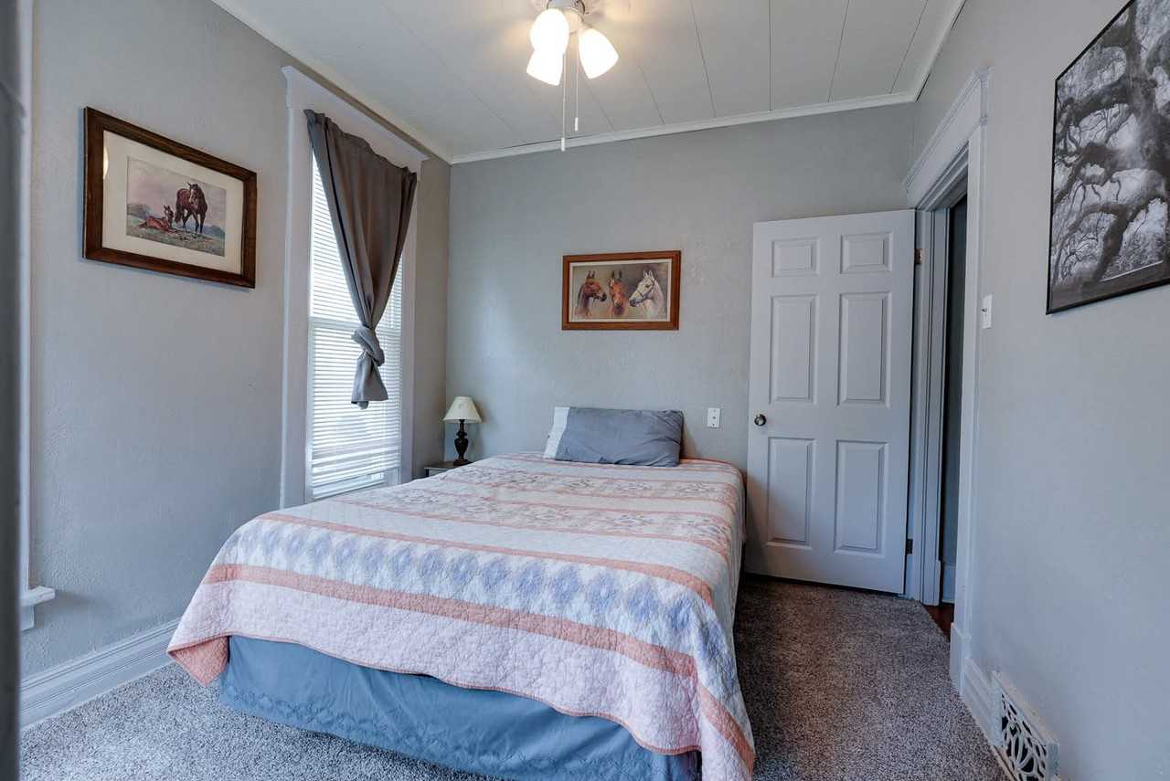 206 S 15th St #NA - Photo 3 of 8