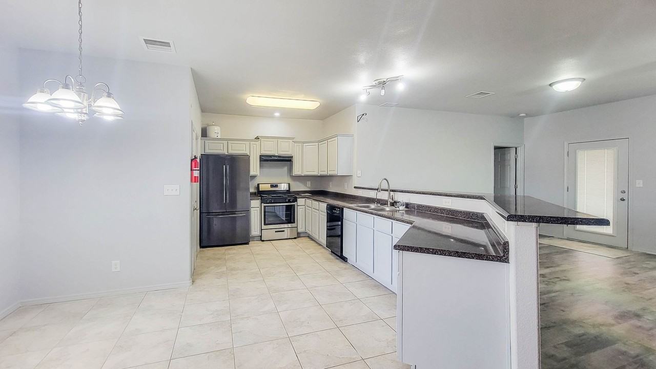 3078 Bariloche Dr - Photo 2 of 14