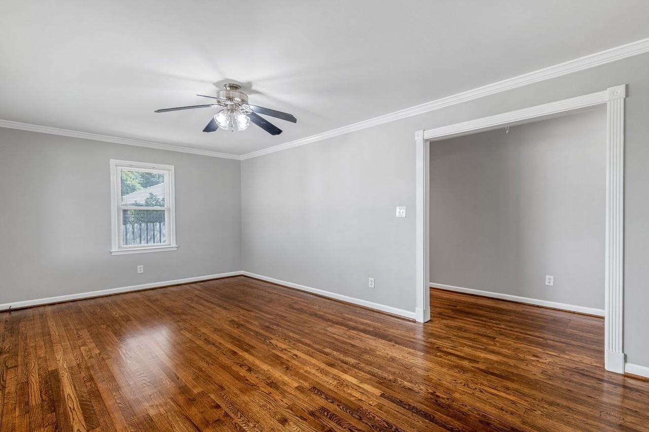 217 Fisher Ave - Photo 2 of 32