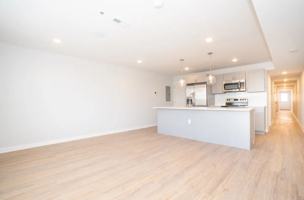 featured image of 644 N 32nd St