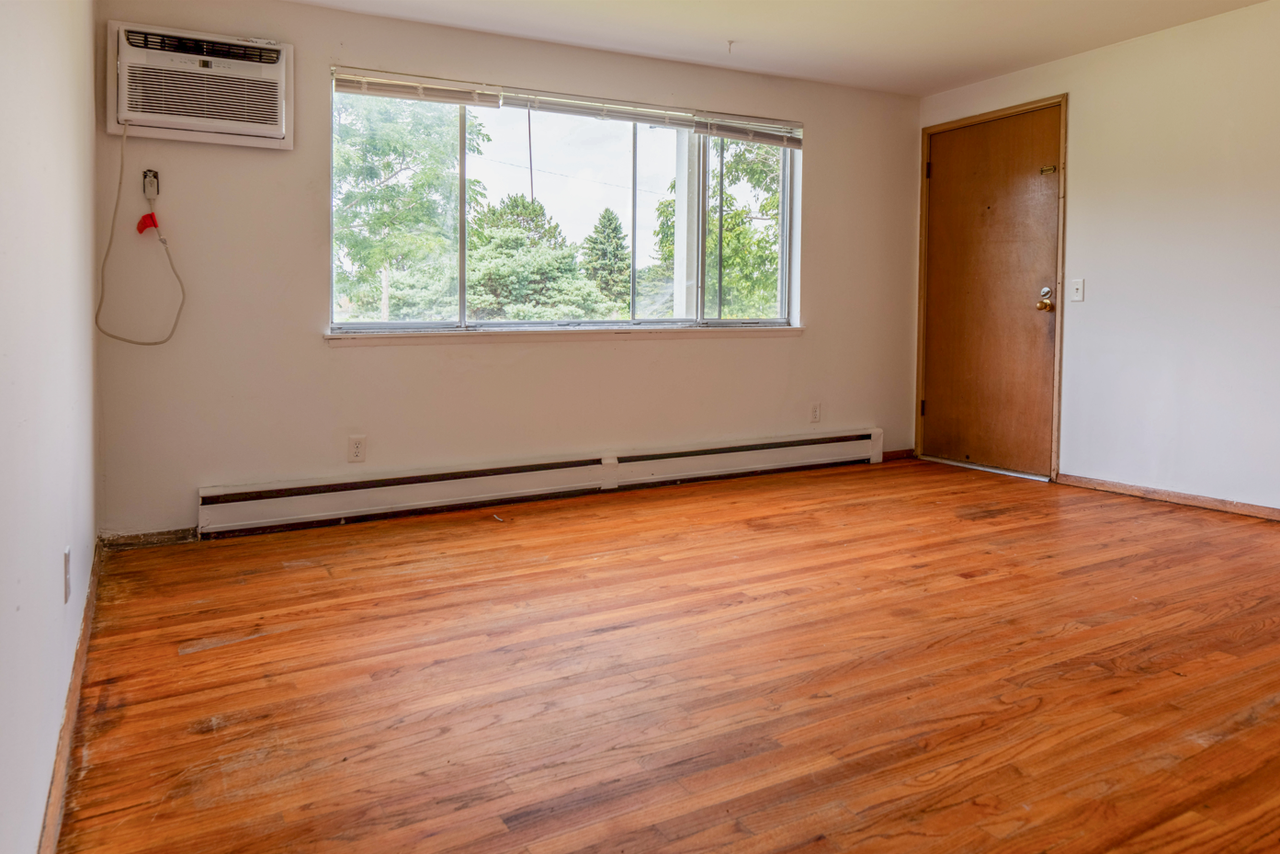 1505 Trailsway #7 - Photo 2 of 16