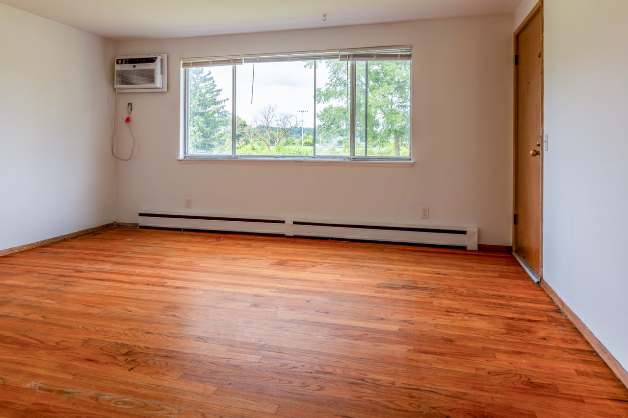 1505 Trailsway #7 - Photo 3 of 16