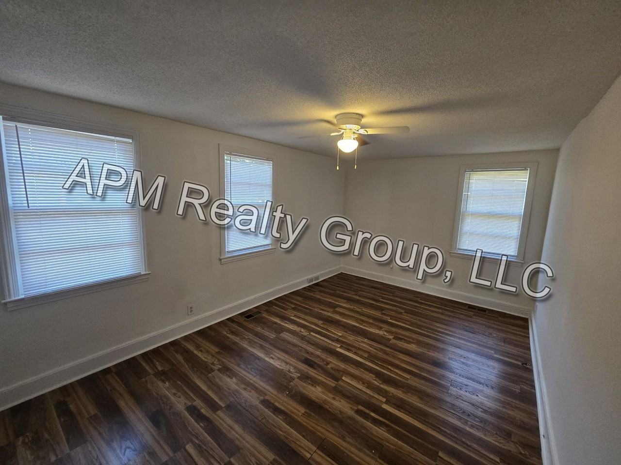 5117 Farrow Rd - Photo 2 of 15