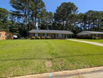 1720 Woodside Dr W - Photo 1 of 1