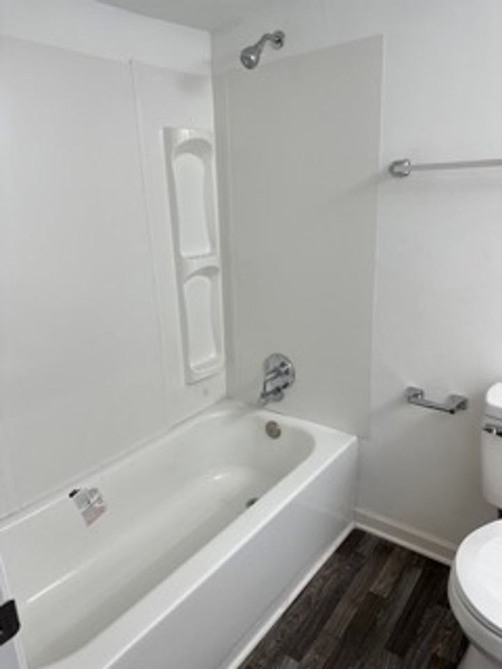 Cherokee Duplex - Photo 3 of 7