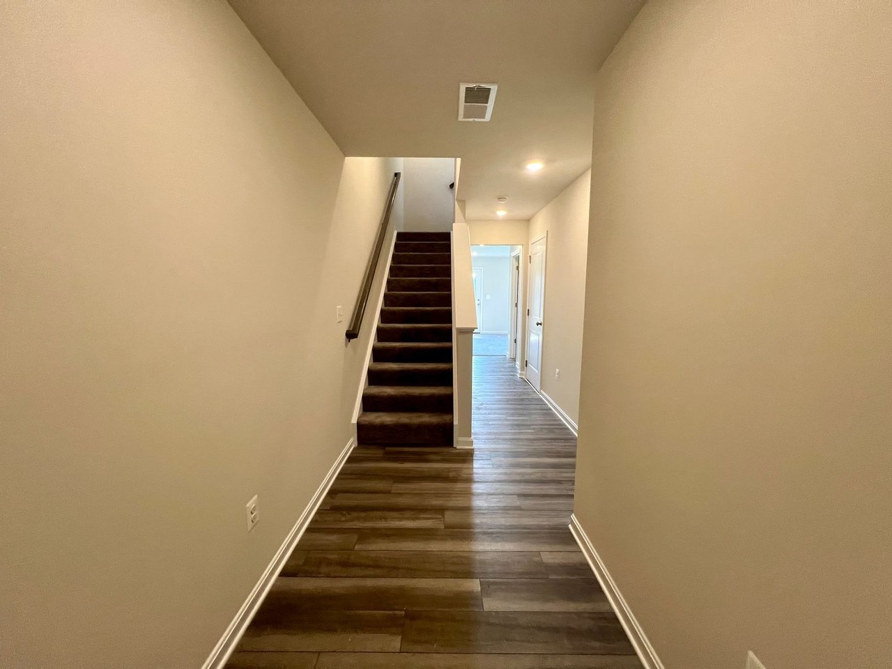 253 Telluride Way - Photo 2 of 26
