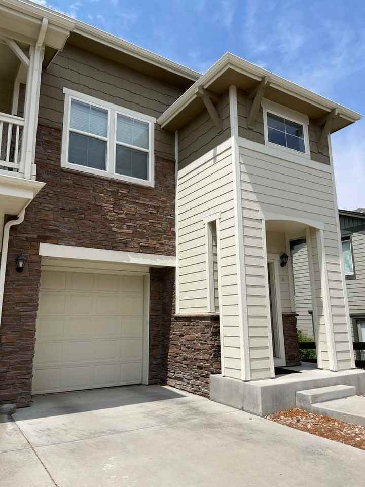 12948 Grant Circle West - Photo 4 of 25