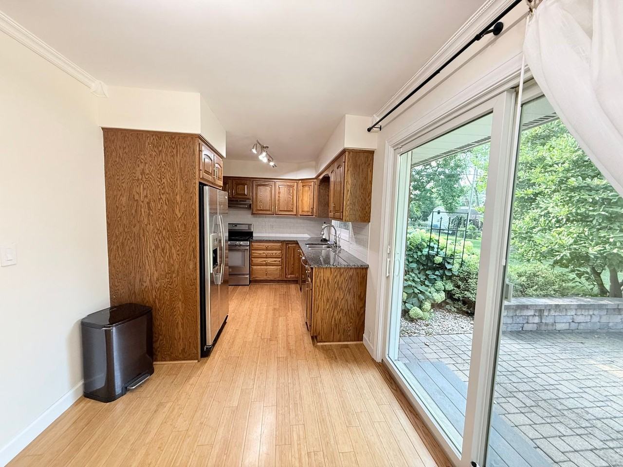 207 Ivanhoe Way - Photo 7 of 23