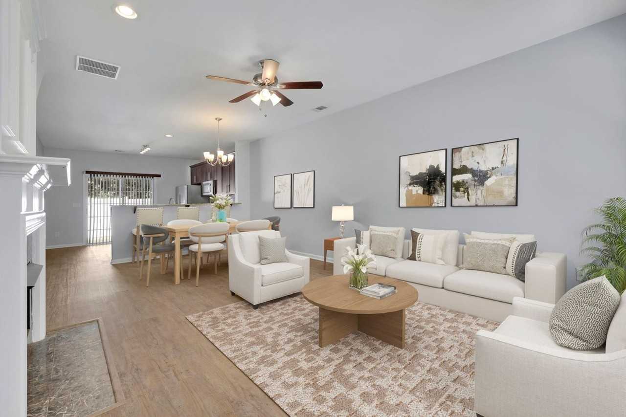 13491 Spring View Dr - Photo 2 of 38