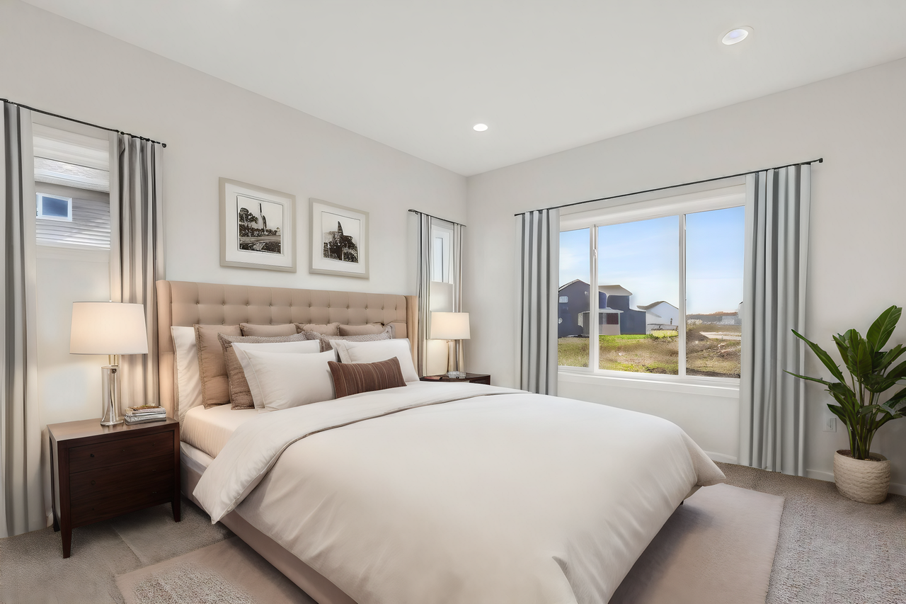 5851 11th St W - Photo 2 of 9