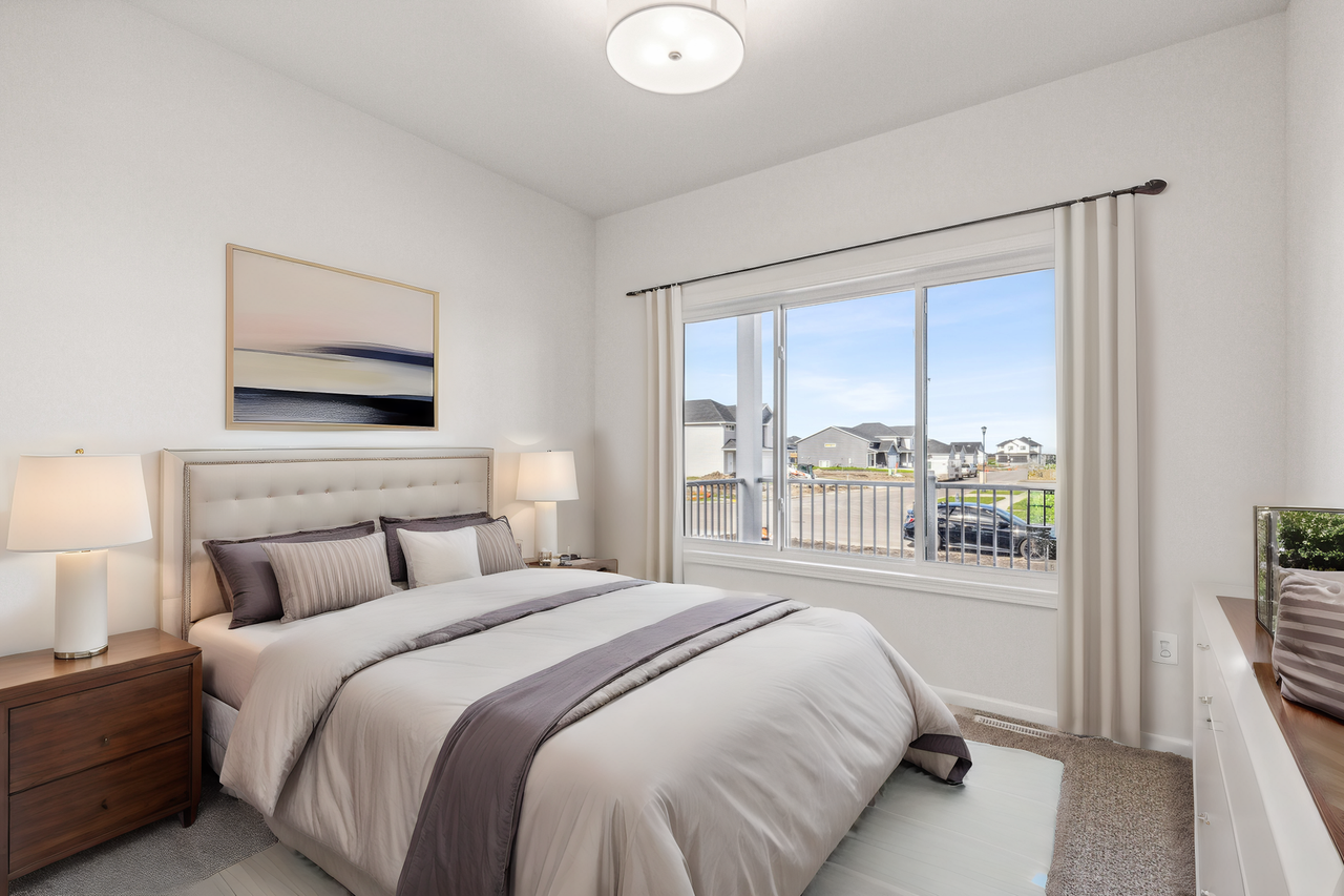 5851 11th St W - Photo 7 of 9