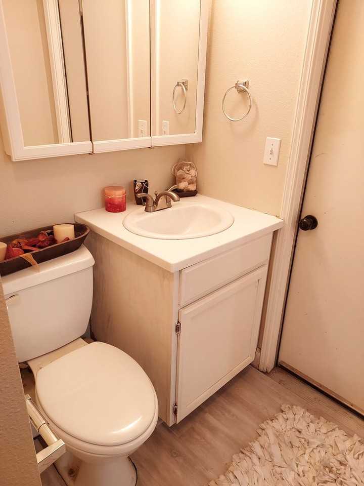 725 Naples St - Photo 7 of 26