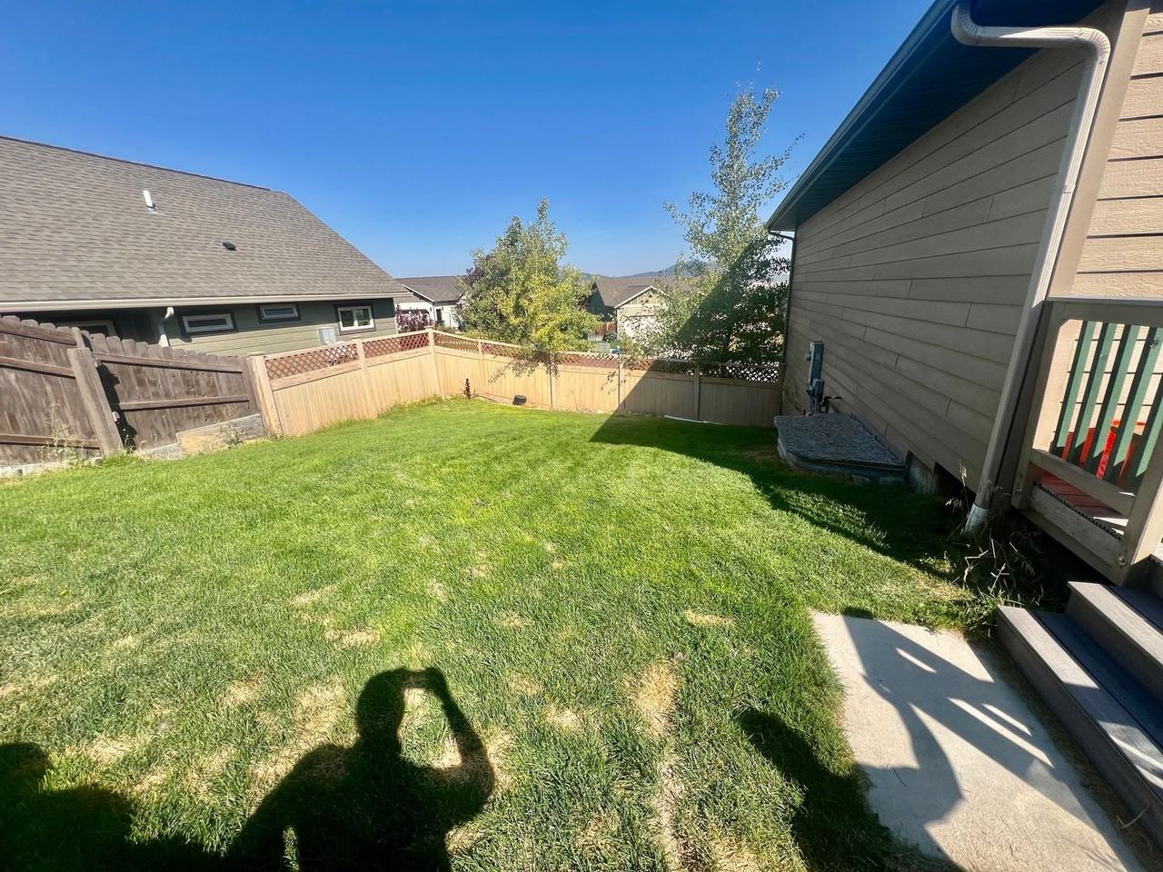 2633 Knight St - Photo 3 of 17
