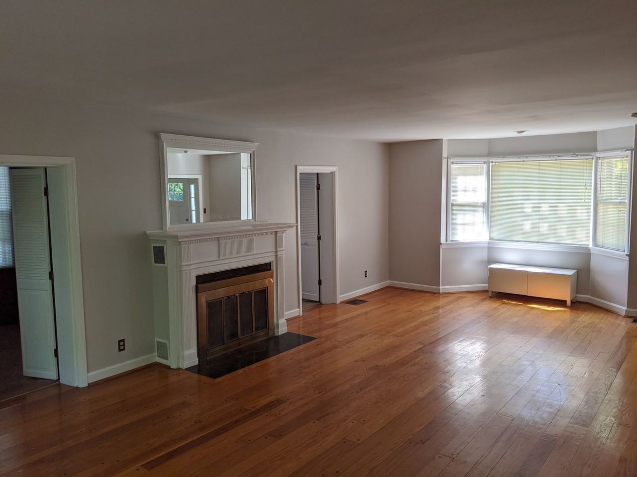 3925 Clifton Ave - Photo 7 of 16