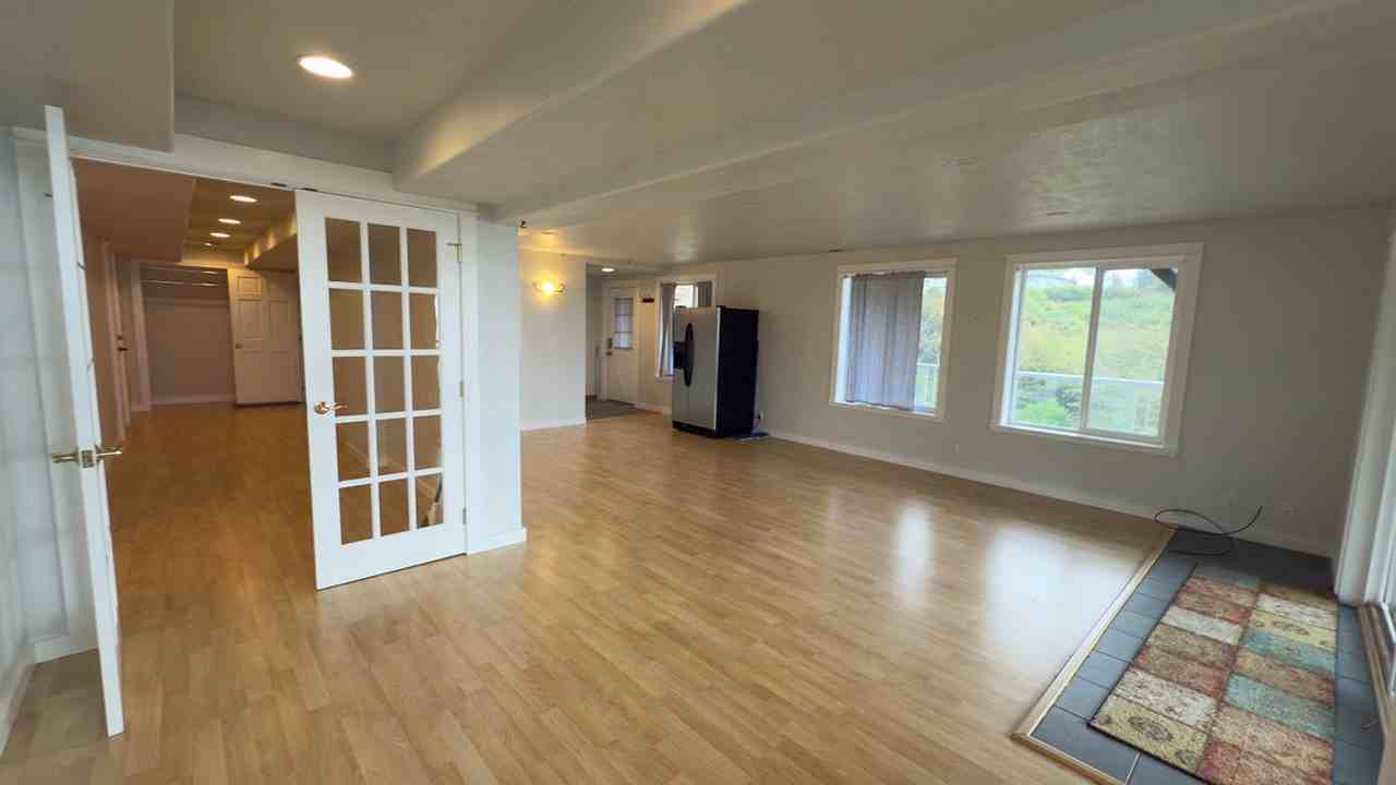 1320 Madison Ave - Photo 6 of 16