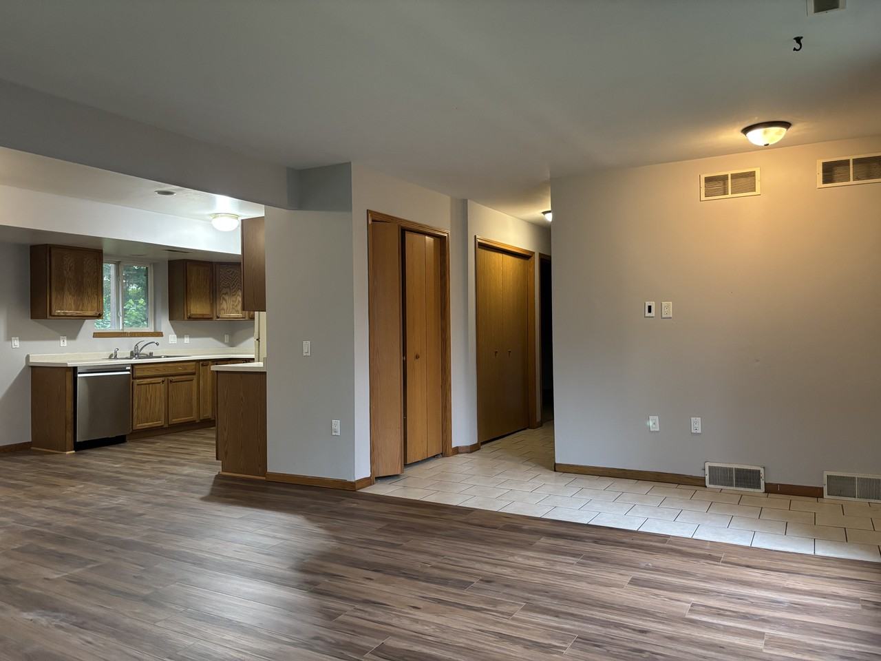 2105 Schlimgen Ave #1 - Photo 7 of 23