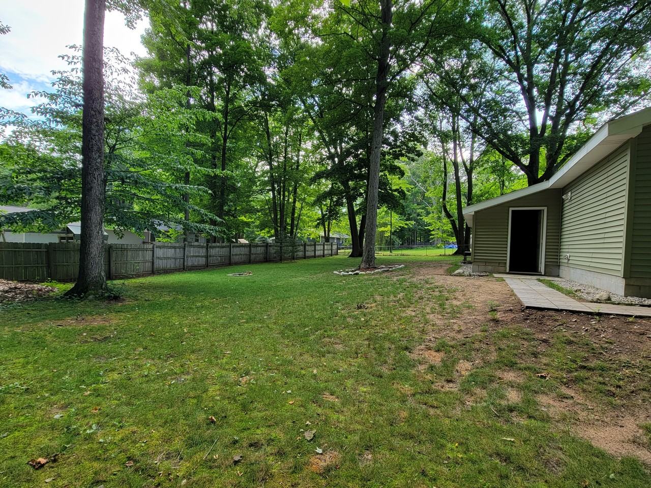 20787 Maple St #NA - Photo 2 of 10