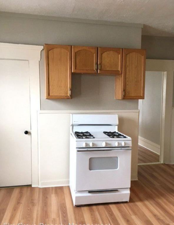 219 Spruce St - Photo 6 of 8