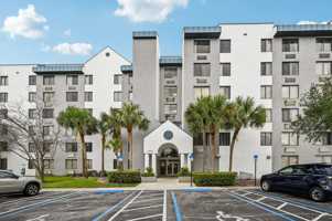 featured image of 2210 N Australian Ave