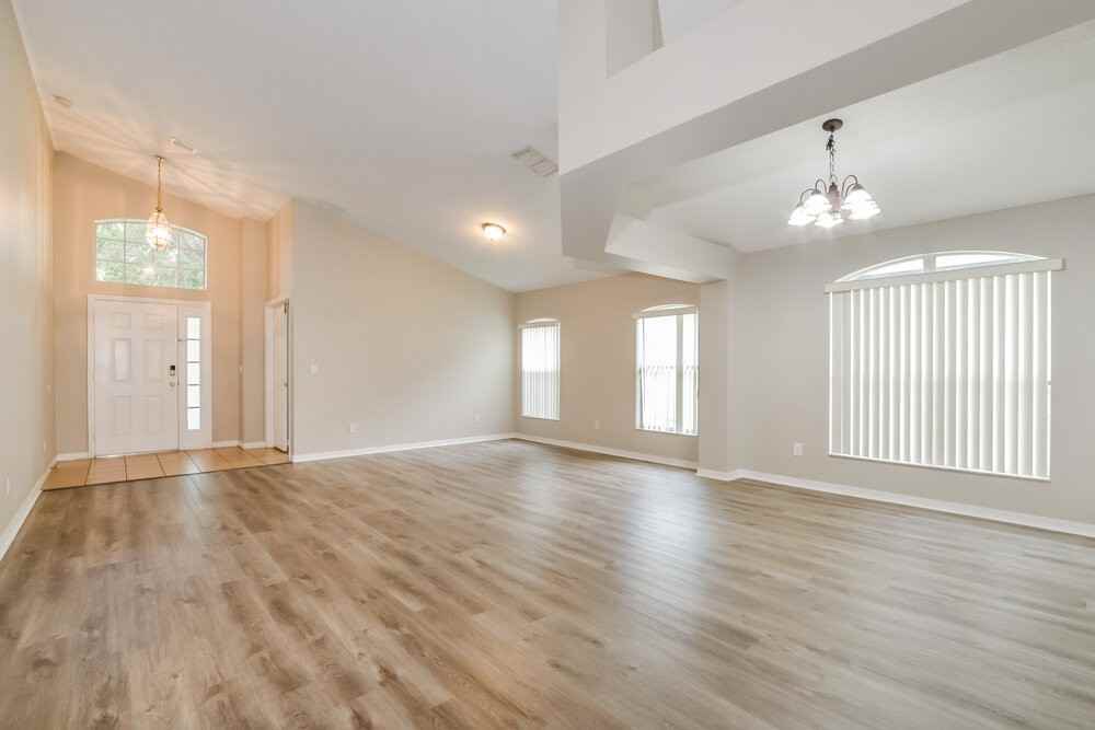 891 Mcinnis Ct - Photo 7 of 16