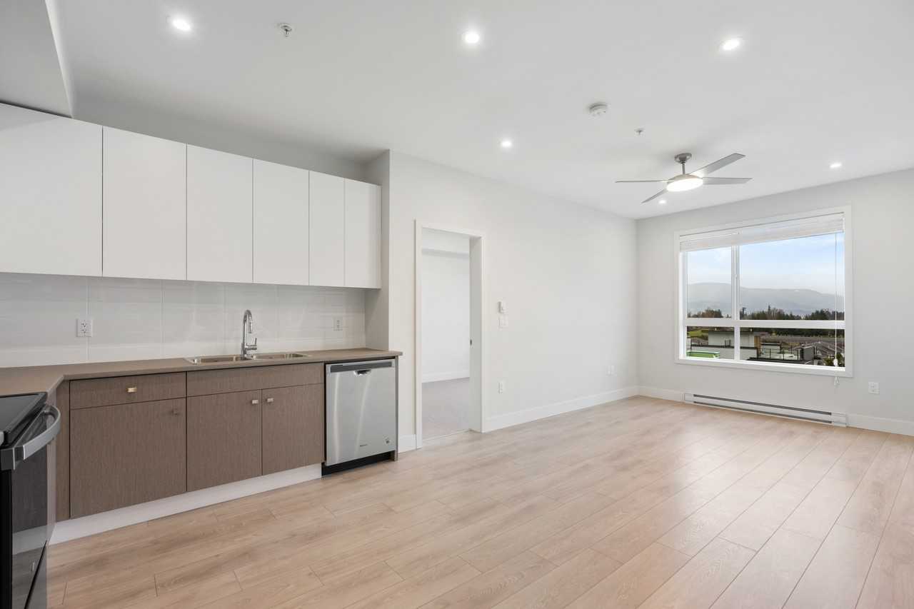 1516 Cinema Developments - Photo 5 of 18