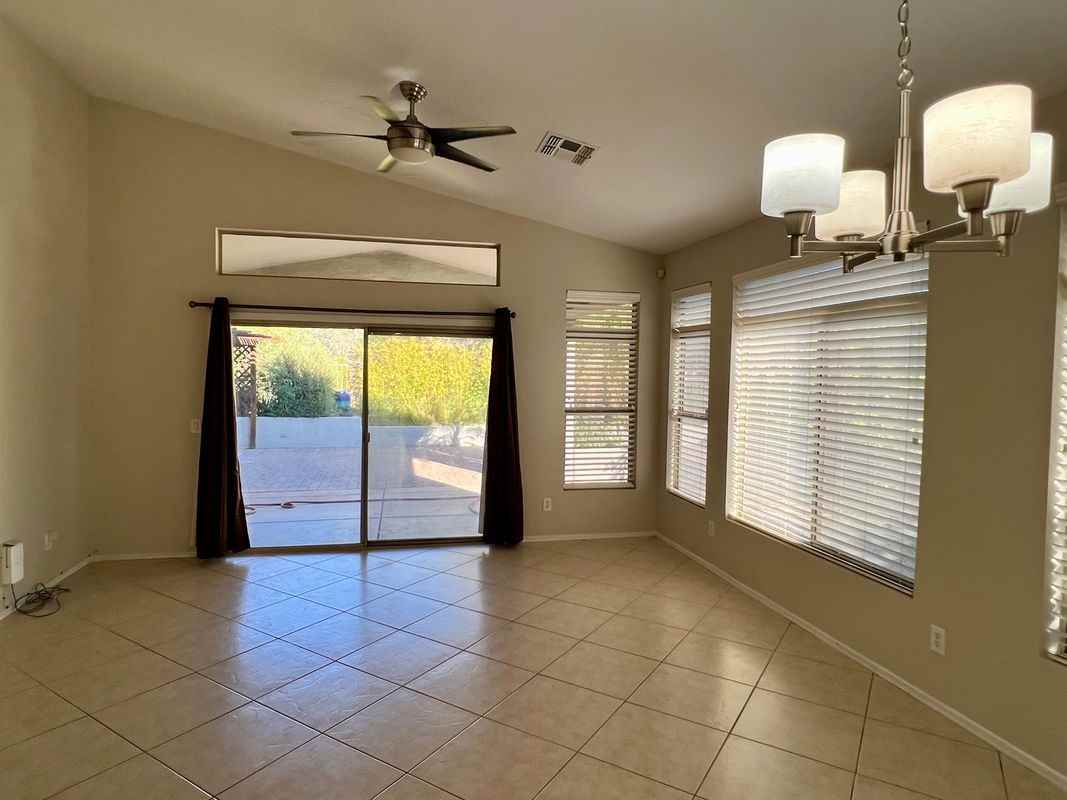 23603 N 21st Pl - Photo 3 of 11