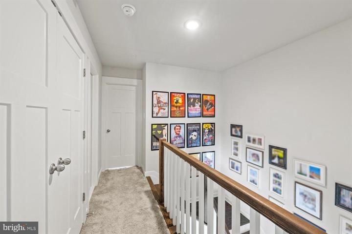 1304 Sandoval Ct - Photo 3 of 15