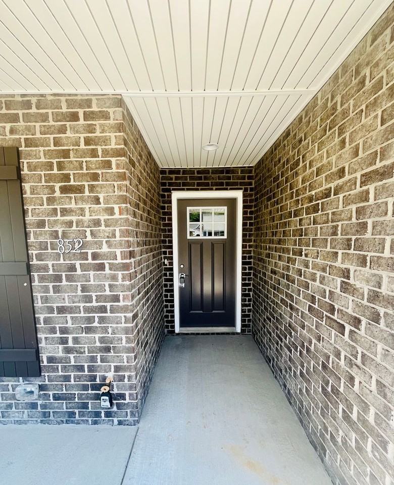 852 Sweetfern Ln - Photo 3 of 19