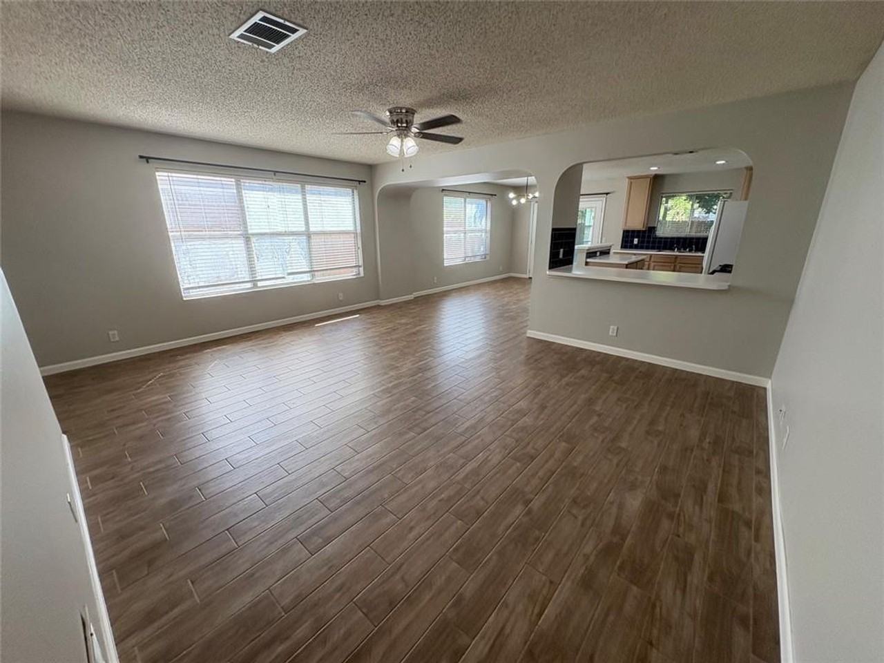 9617 Copper Creek Dr - Photo 5 of 26