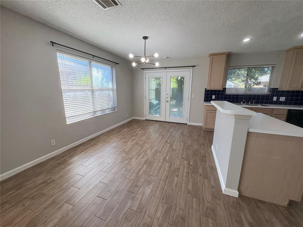 9617 Copper Creek Dr - Photo 7 of 26