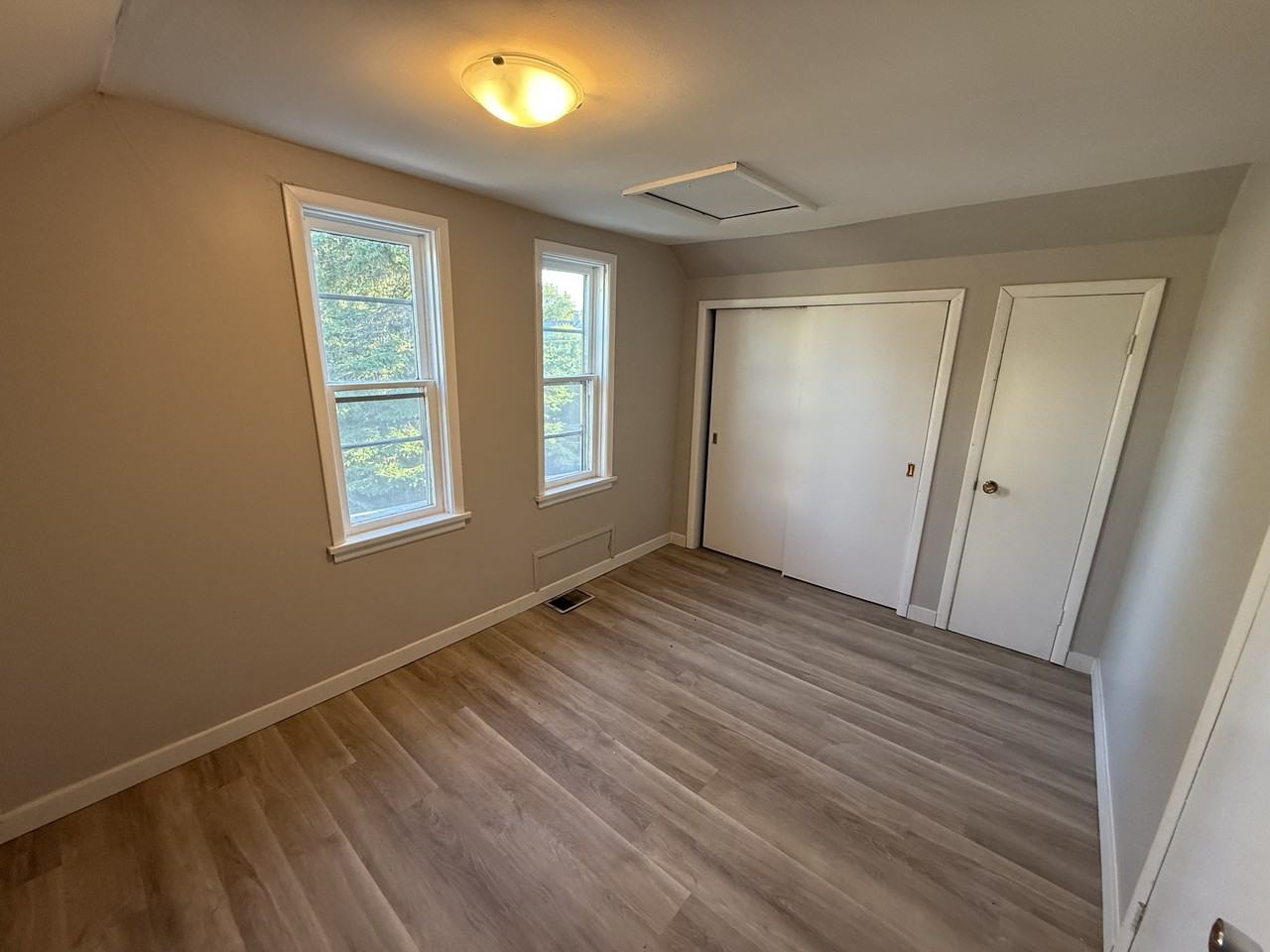 180 Bertrand St #SF - Photo 3 of 5