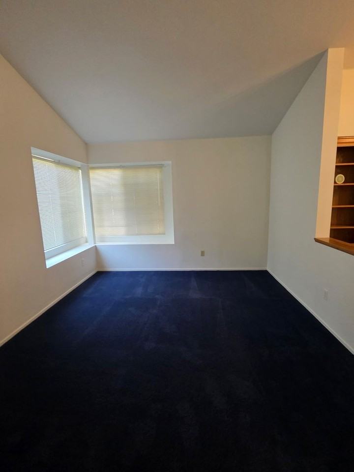 6508 Pine Borough Ct - Photo 3 of 21