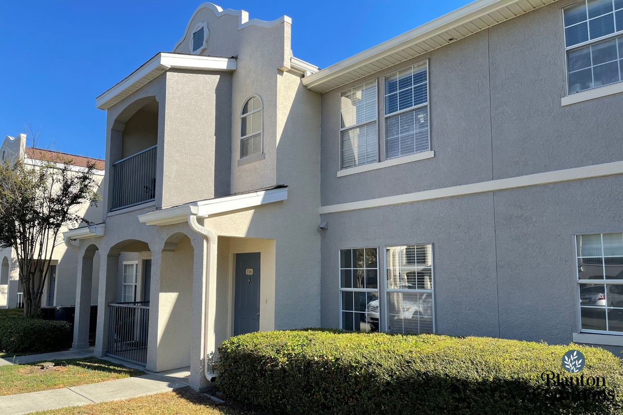 Blanton Commons Apartments - Photo 4 of 42