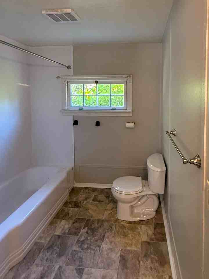11224 Rhody Dr #1 - Photo 3 of 6