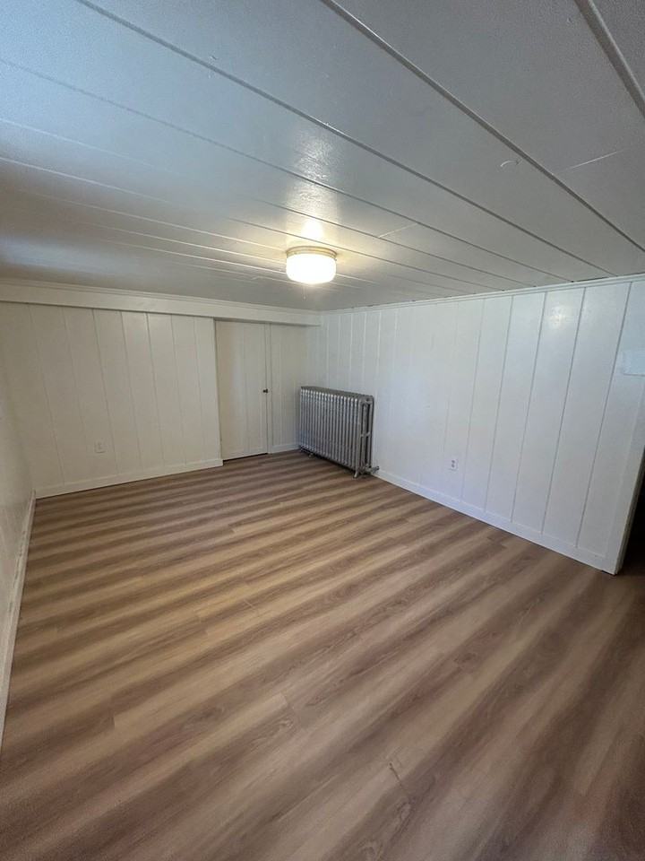 426 Se Byers Ave - Photo 7 of 8