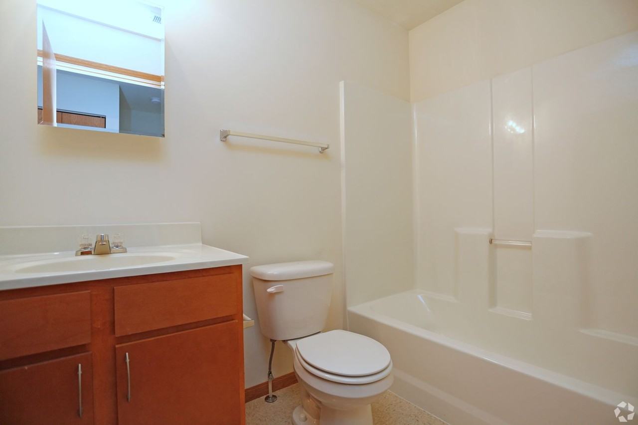 Southern Winds Apartments - Photo 7 of 39